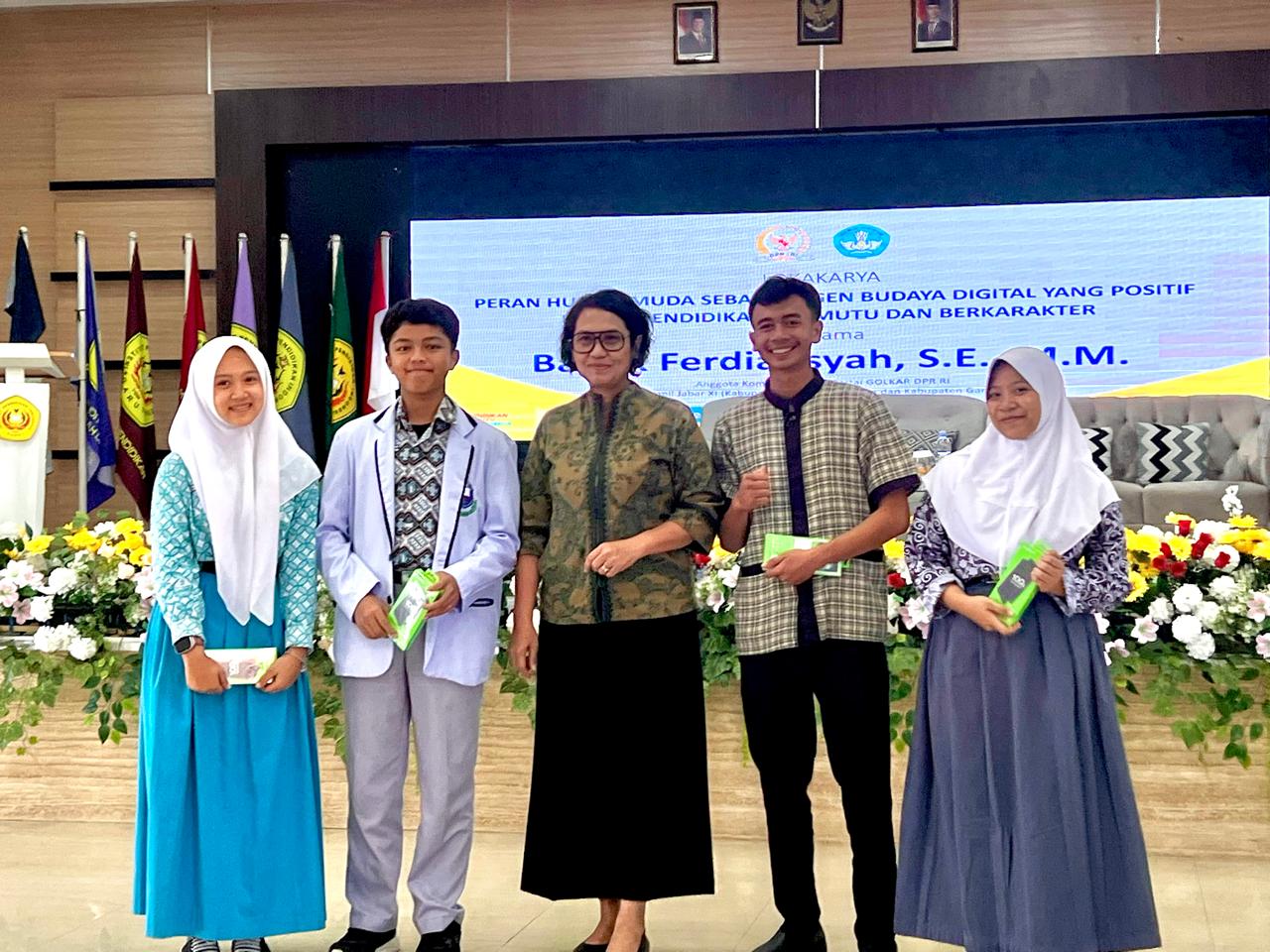 Gambar Konten Terkait