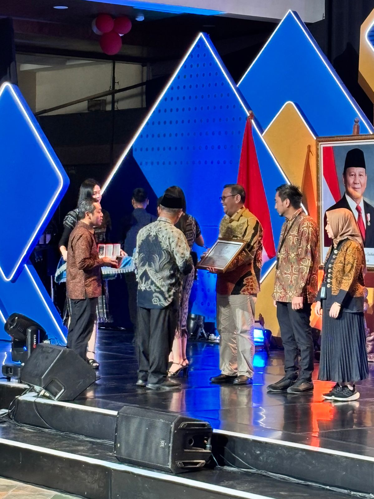 Gambar Siaran Pers