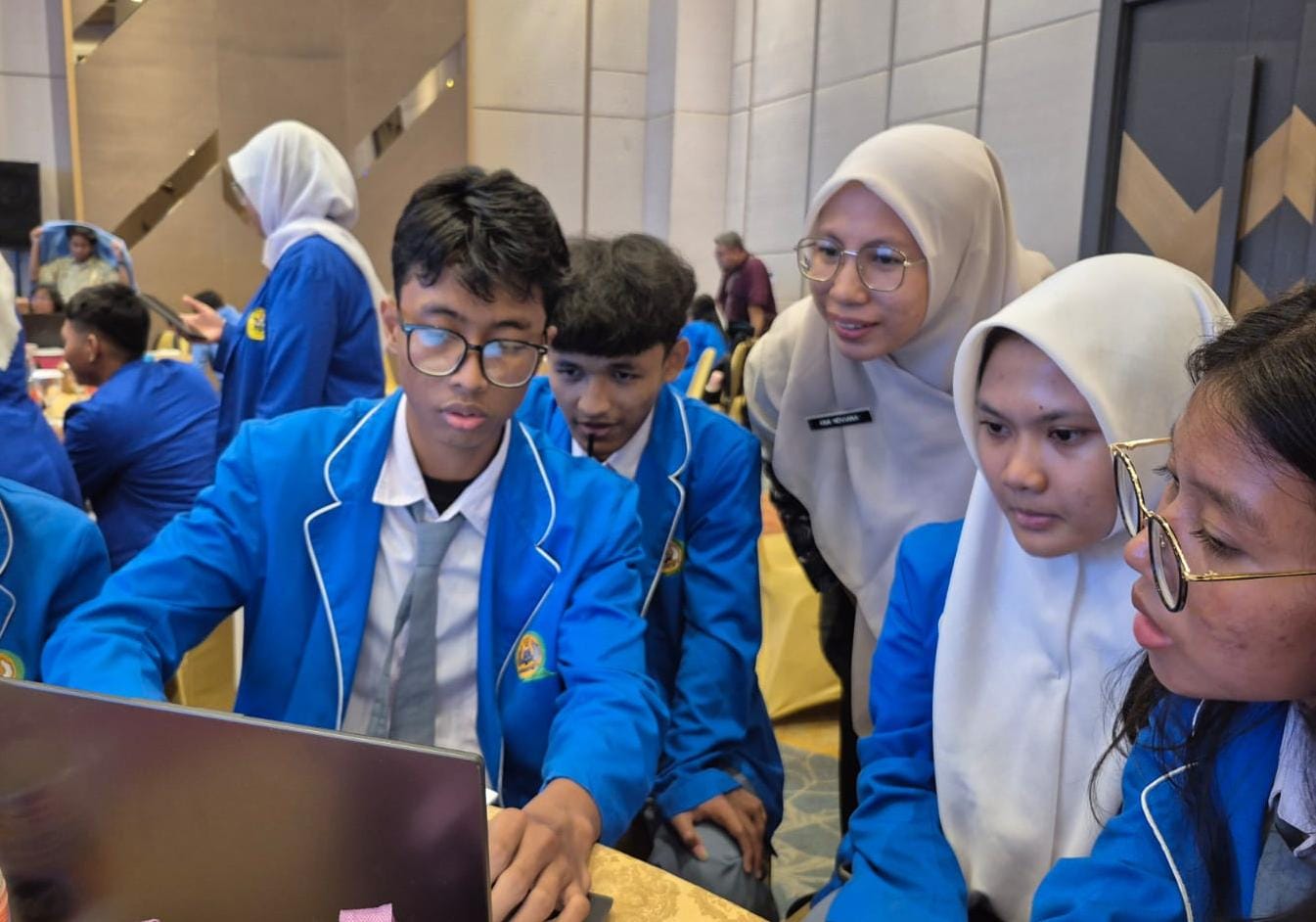 Gambar Konten Terkait