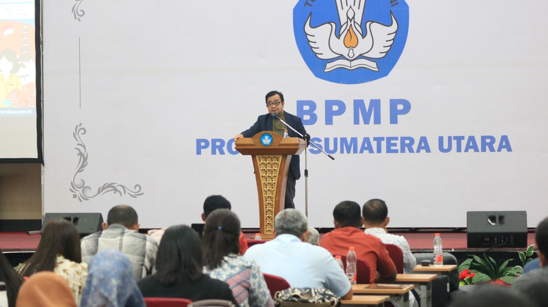 Gambar Siaran Pers