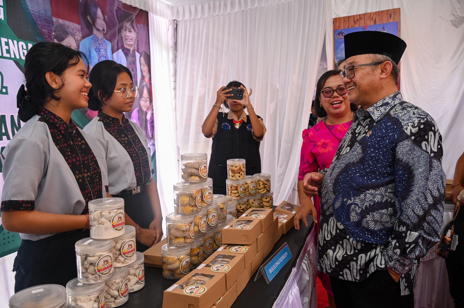 Siaran Pers: Lab dan Ruang Praktik Siswa menjadi Harapan Baru ...